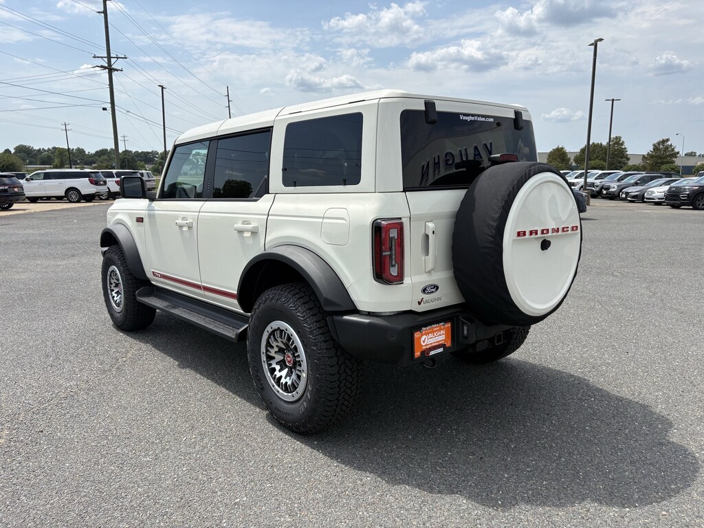 New 2026 Ford Bronco Outer Banks SUV
