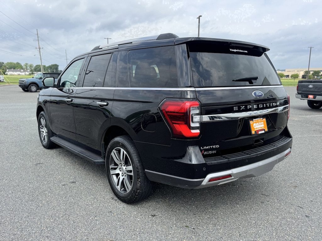 Used 2024 Ford Expedition Limited SUV