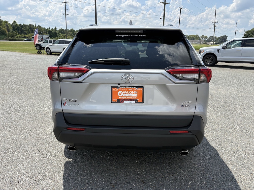 Used 2025 Toyota RAV4 Hybrid XLE SUV