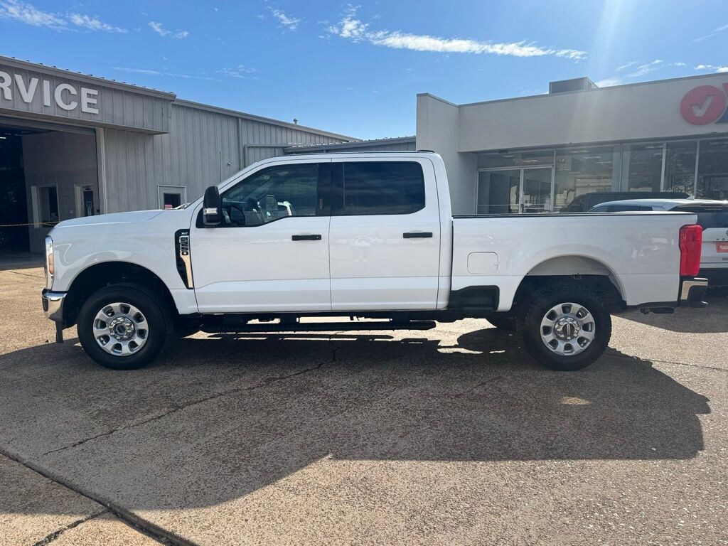 Used 2024 Ford F-250SD XLT Truck