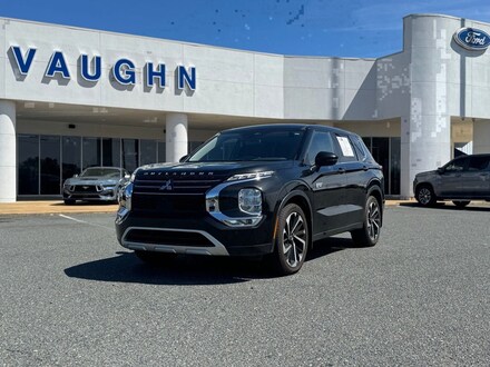 2024 Mitsubishi Outlander Plug-In Hybrid SE SUV