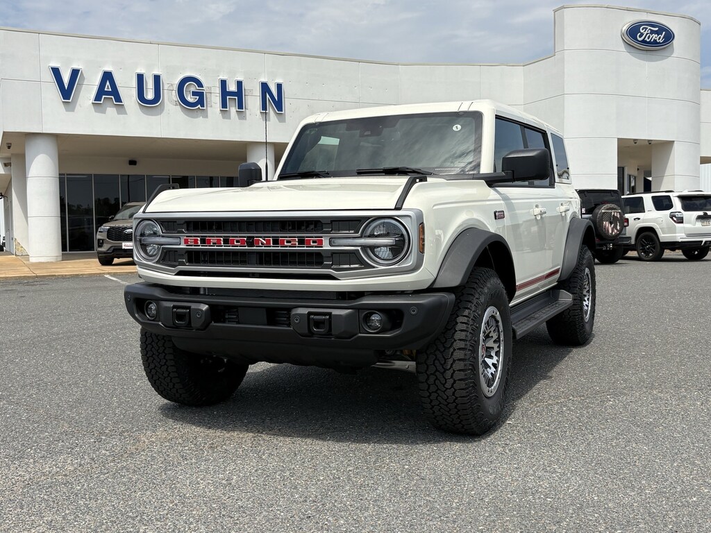 New 2026 Ford Bronco Outer Banks SUV