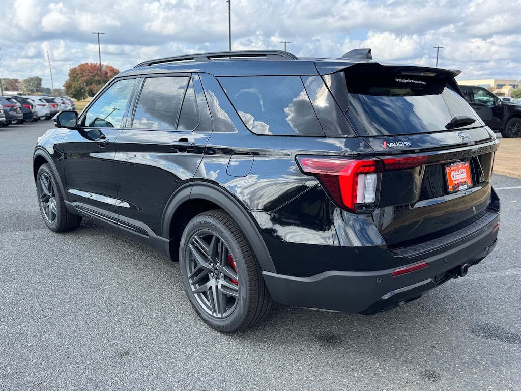 New 2026 Ford Explorer ST-Line SUV