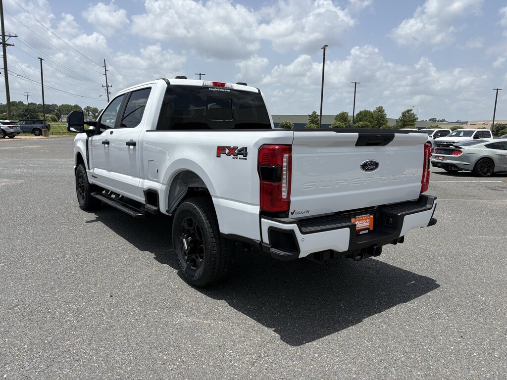 New 2026 Ford F-250 Truck Crew Cab
