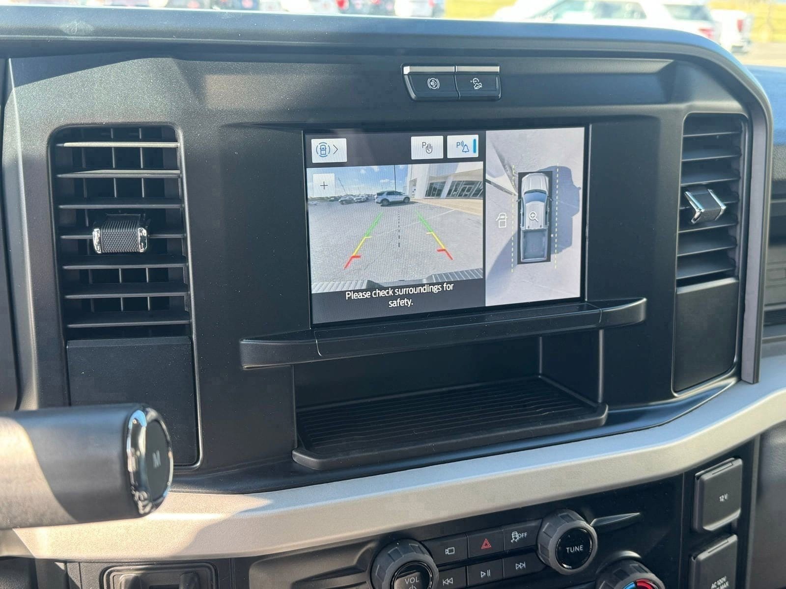 2026 Ford F-250 Super Duty XL - Photo 14