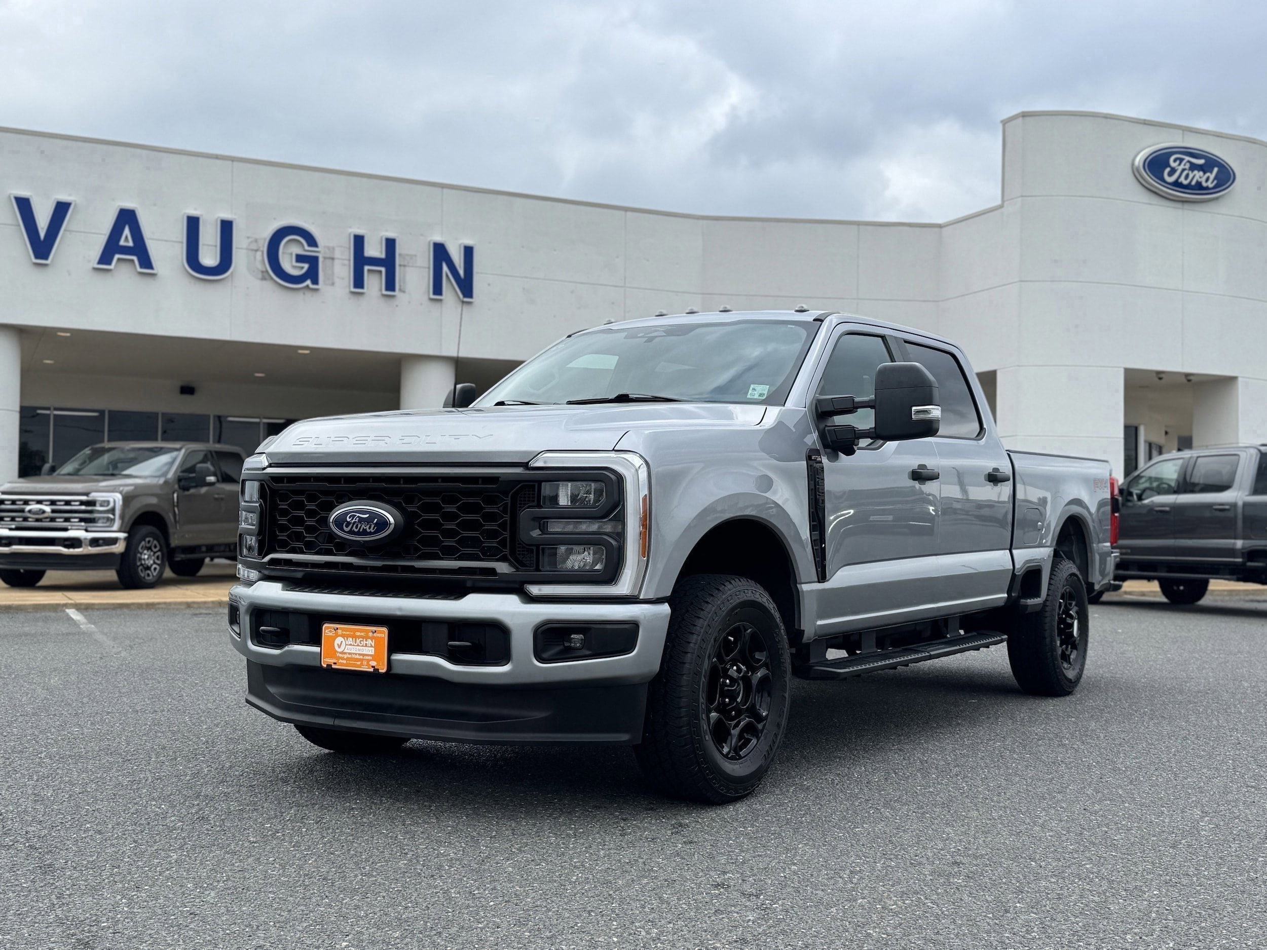 2023 Ford F-250 XL 4x4 Crew Cab 6-3/4' Box's photo