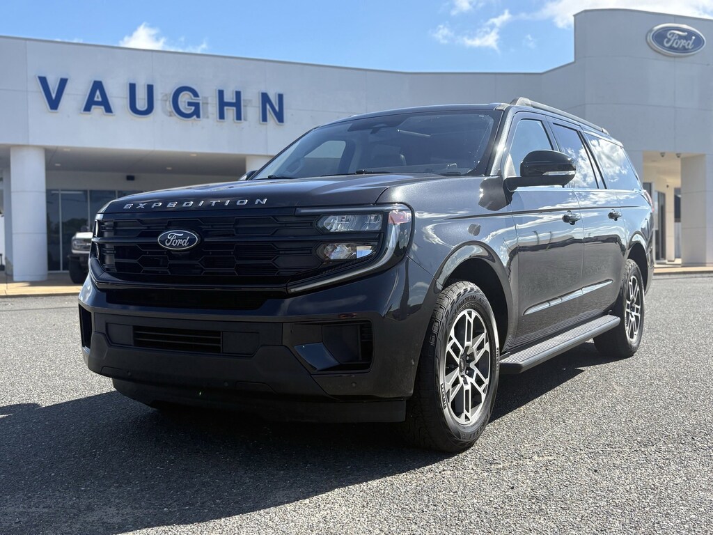 Used 2025 Ford Expedition Max Active SUV