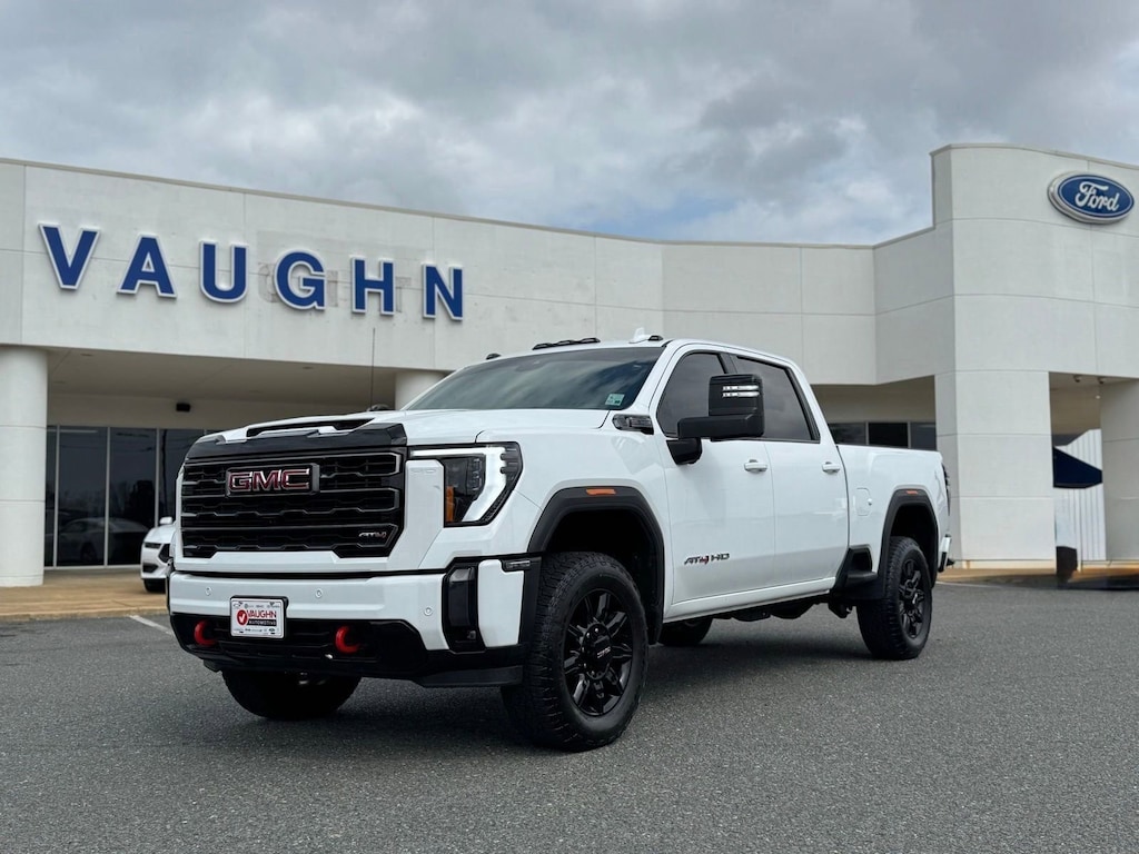 Used 2024 GMC Sierra 2500HD AT4 Truck