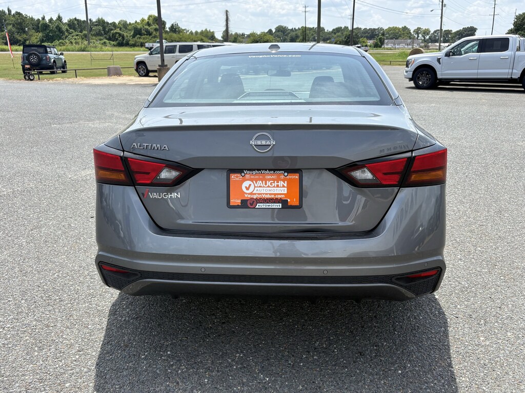 Used 2025 Nissan Altima SV