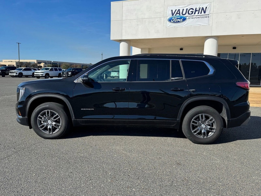 Used 2025 GMC Acadia FWD Elevation SUV