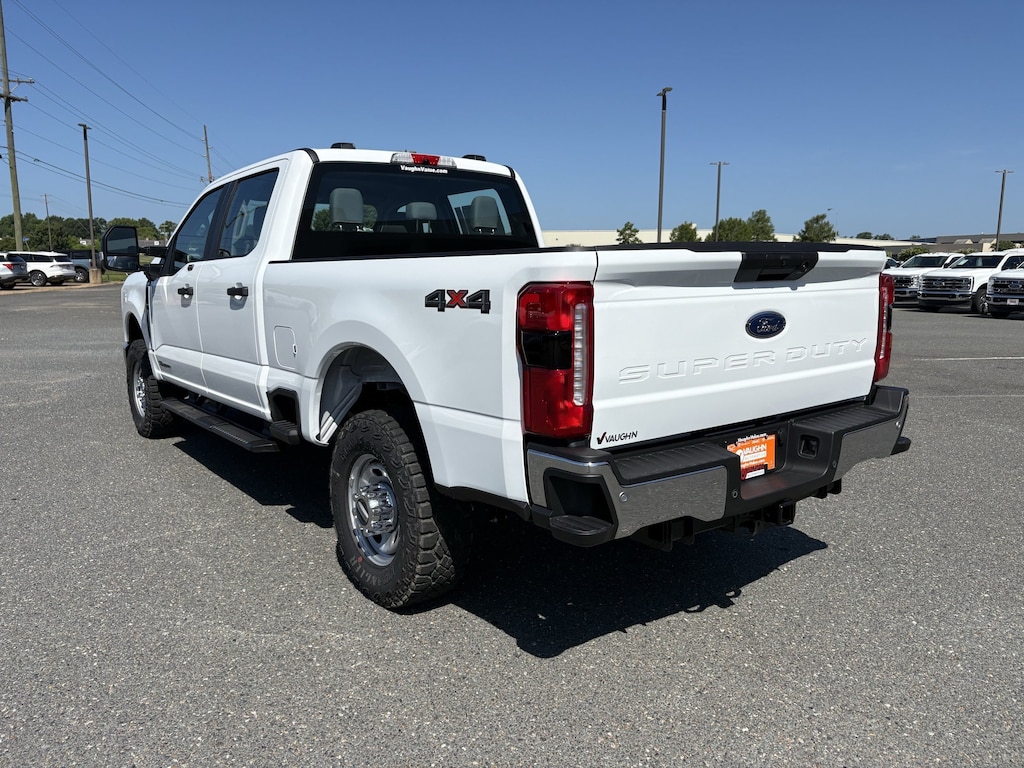 New 2026 Ford F-250 Truck Crew Cab