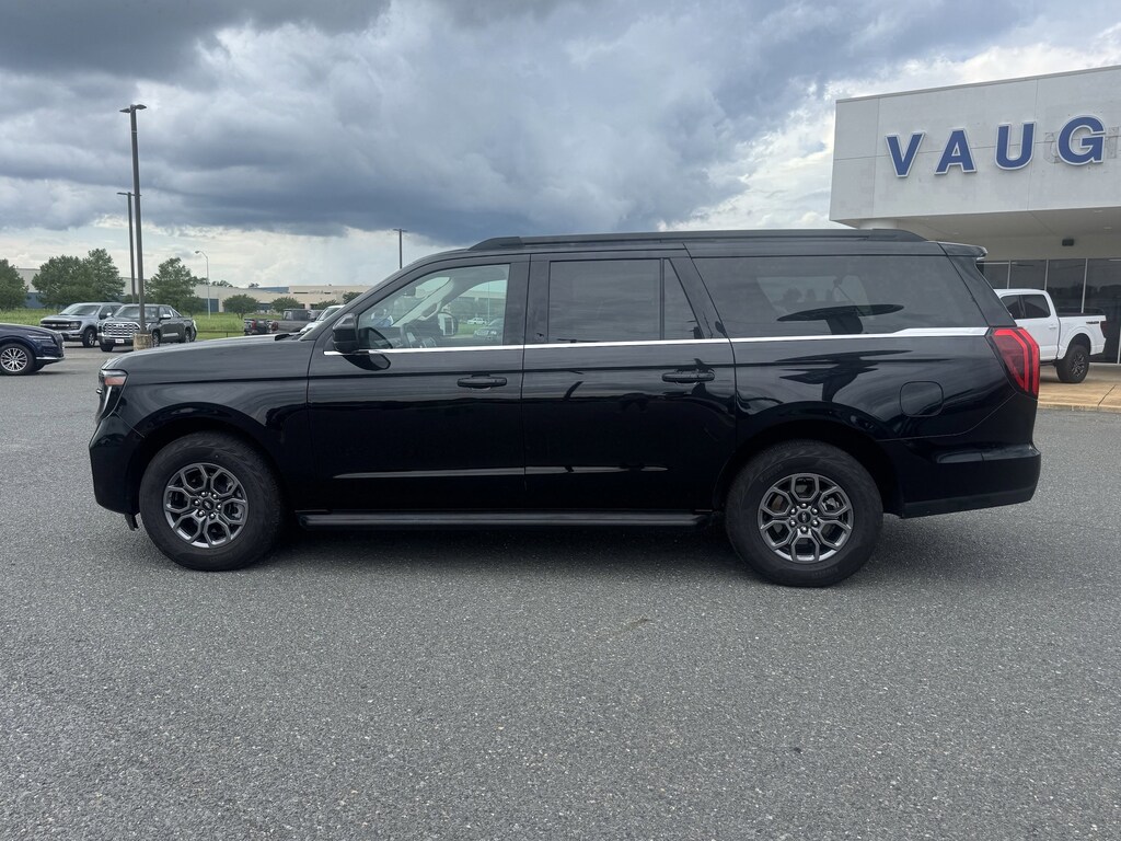 Used 2025 Ford Expedition Max Active SUV