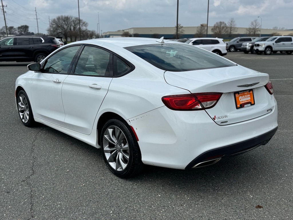 Used 2015 Chrysler 200 S Sedan
