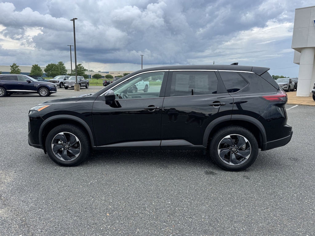 Used 2025 Nissan Rogue SV SUV