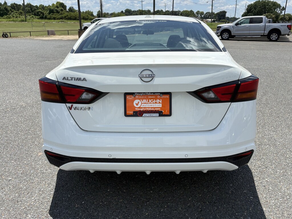 Used 2025 Nissan Altima SV