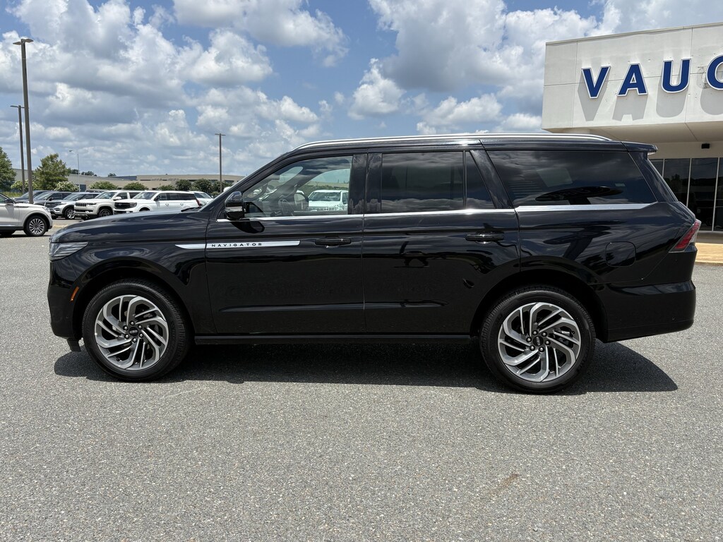 Used 2025 Lincoln Navigator Reserve SUV