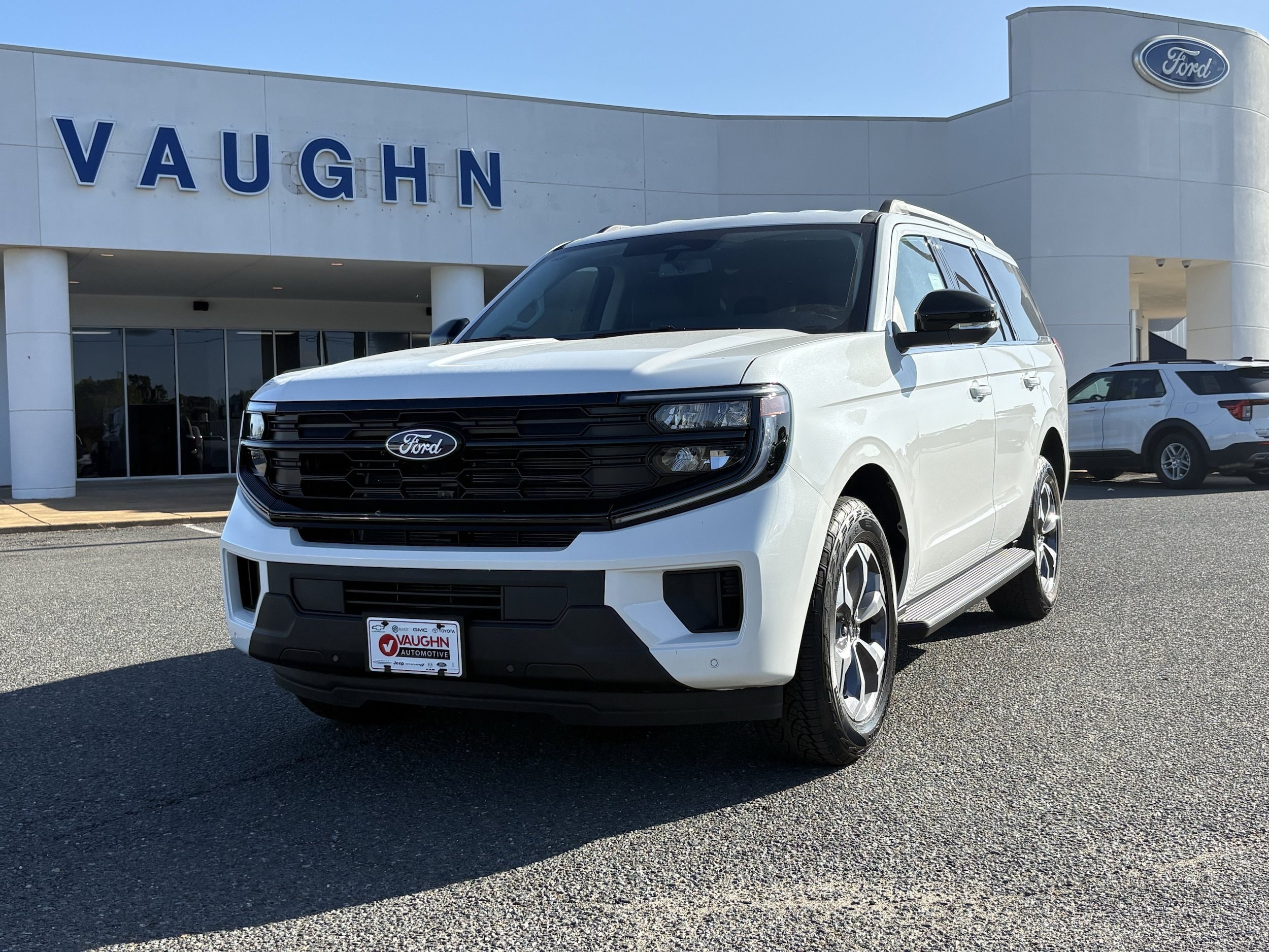 2027 Ford Expedition Active