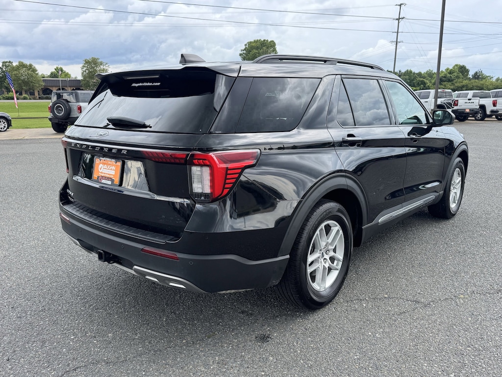 Used 2025 Ford Explorer Active SUV