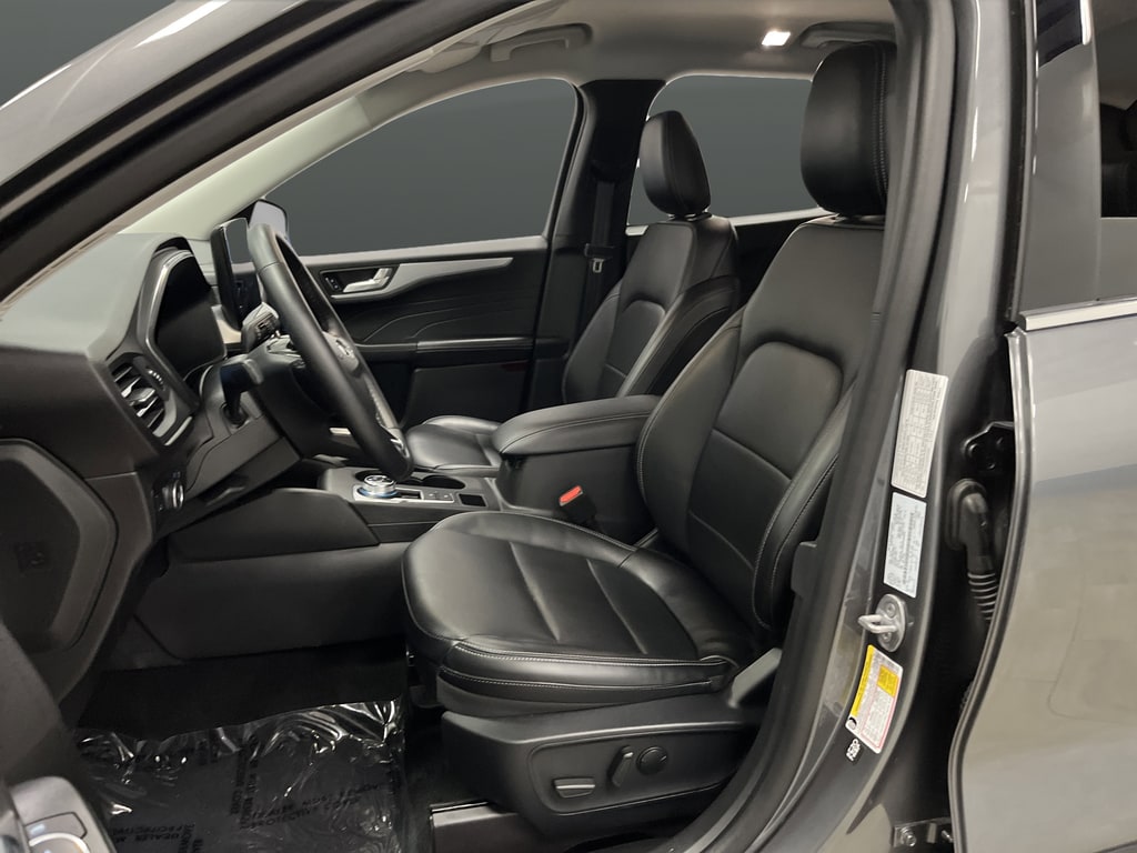 Used 2025 Ford Escape Platinum SUV