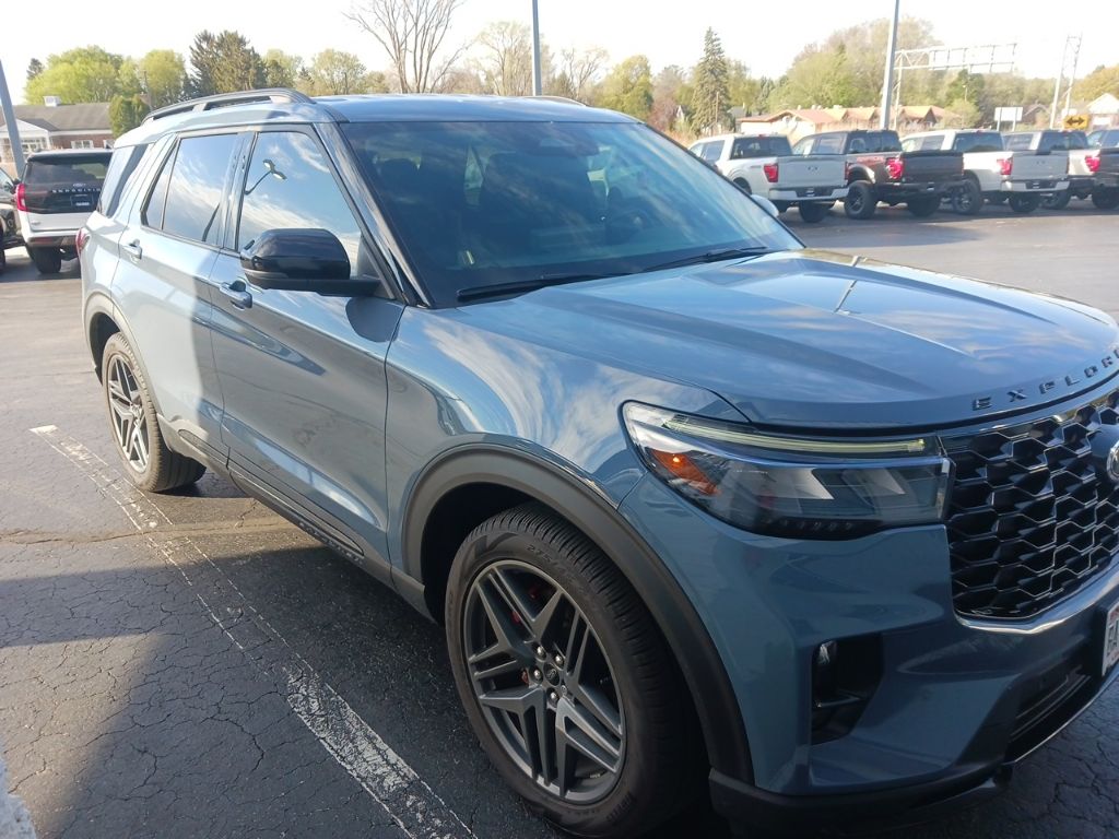 2025 Ford Explorer ST 4WD (PL535)'s photo
