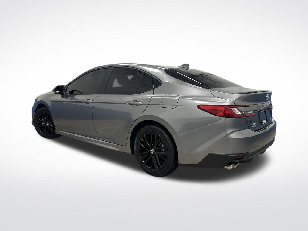 2025 Toyota Camry SE photo 3