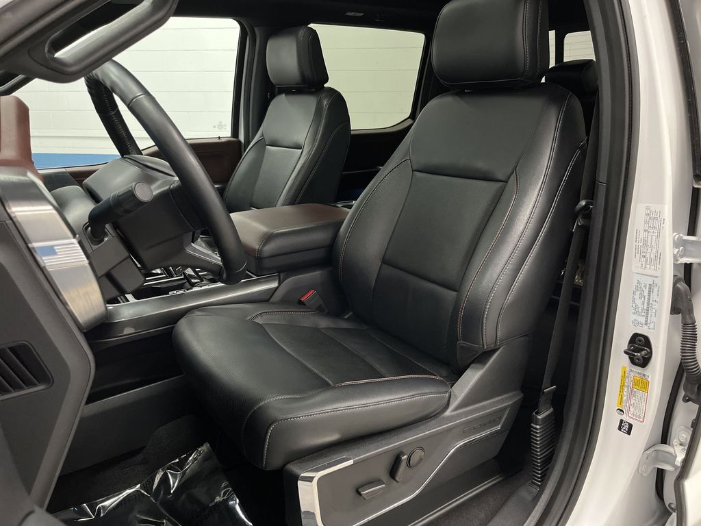 2023 Ford F-150 Lariat photo 4