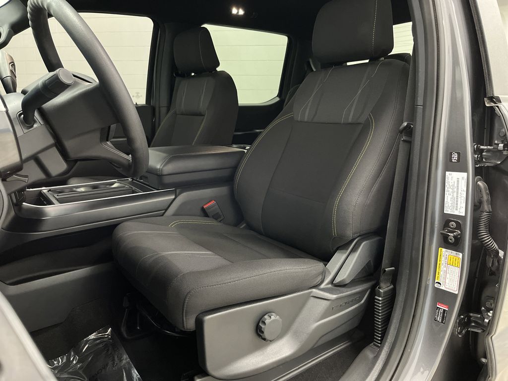 2024 Ford F-150 STX photo 4