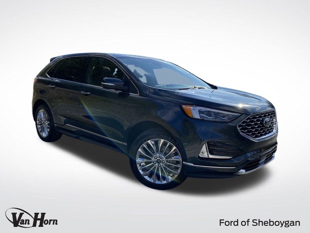 Certified 2022 Ford Edge Titanium SUV