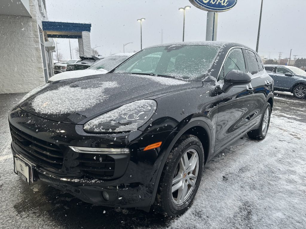 2016 Porsche Cayenne Base