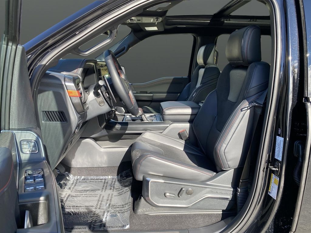 New 2025 Ford F-150 Raptor Truck SuperCrew Cab