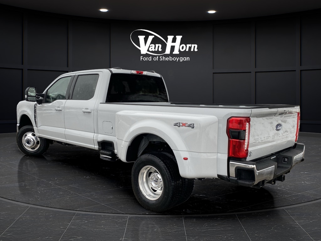 New 2026 Ford F-350 Truck Crew Cab