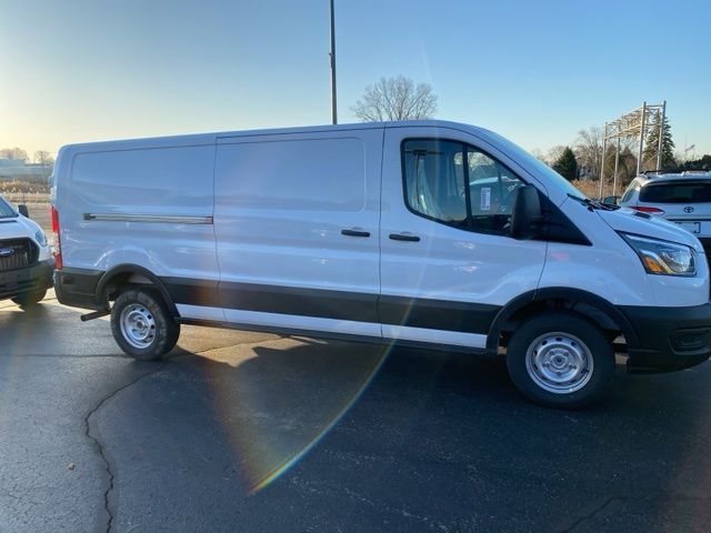 2025 Ford Transit photo 3