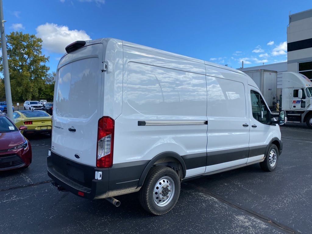 2025 Ford Transit photo 4