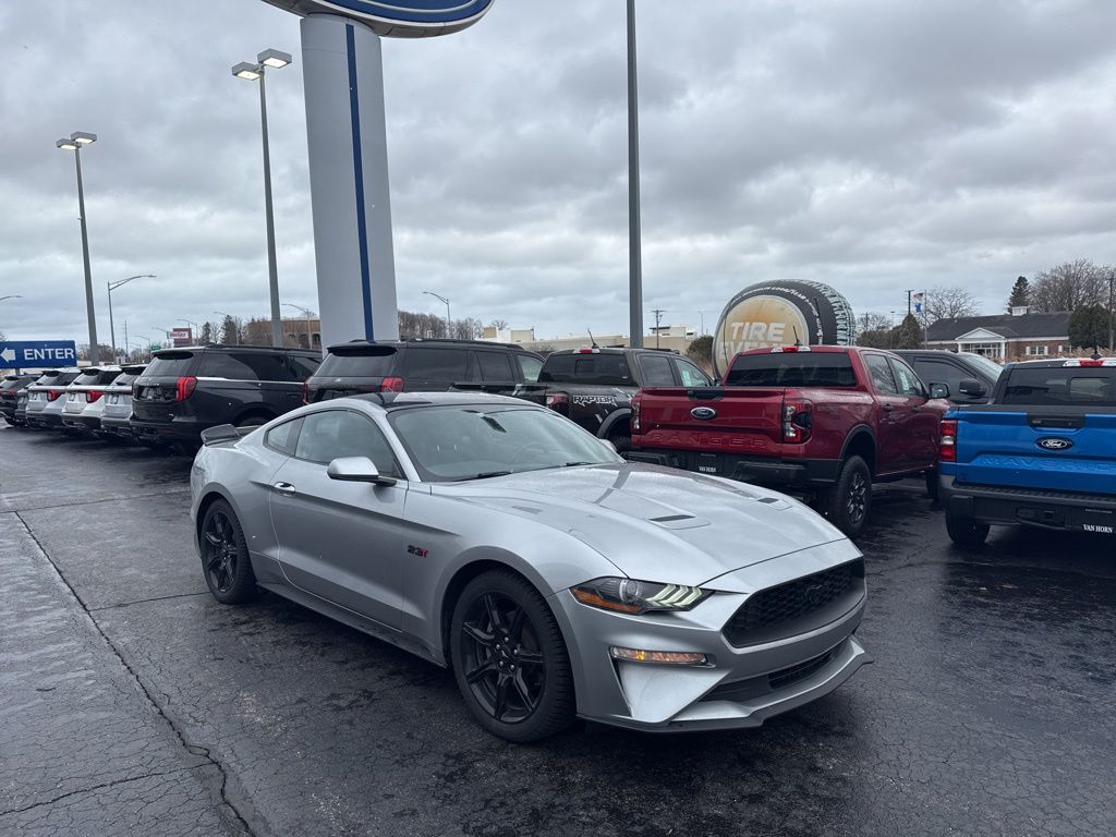 2020 Ford Mustang EcoBoost