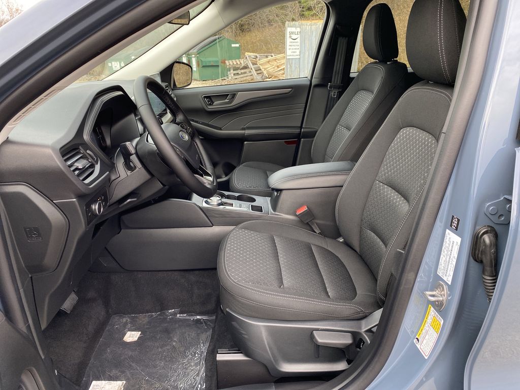 2026 Ford Escape Active photo 4