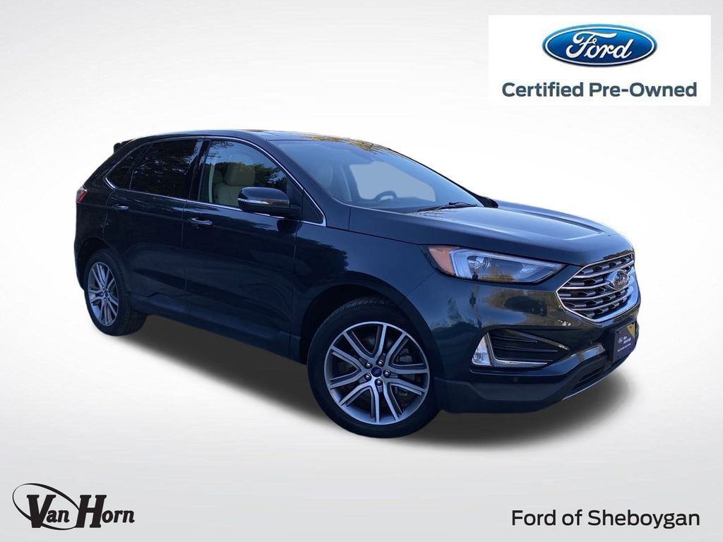 2022 Ford Edge Titanium