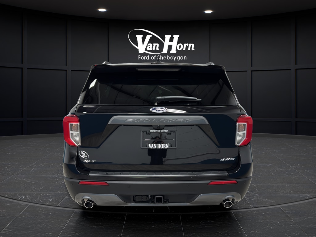 Used 2024 Ford Explorer XLT SUV