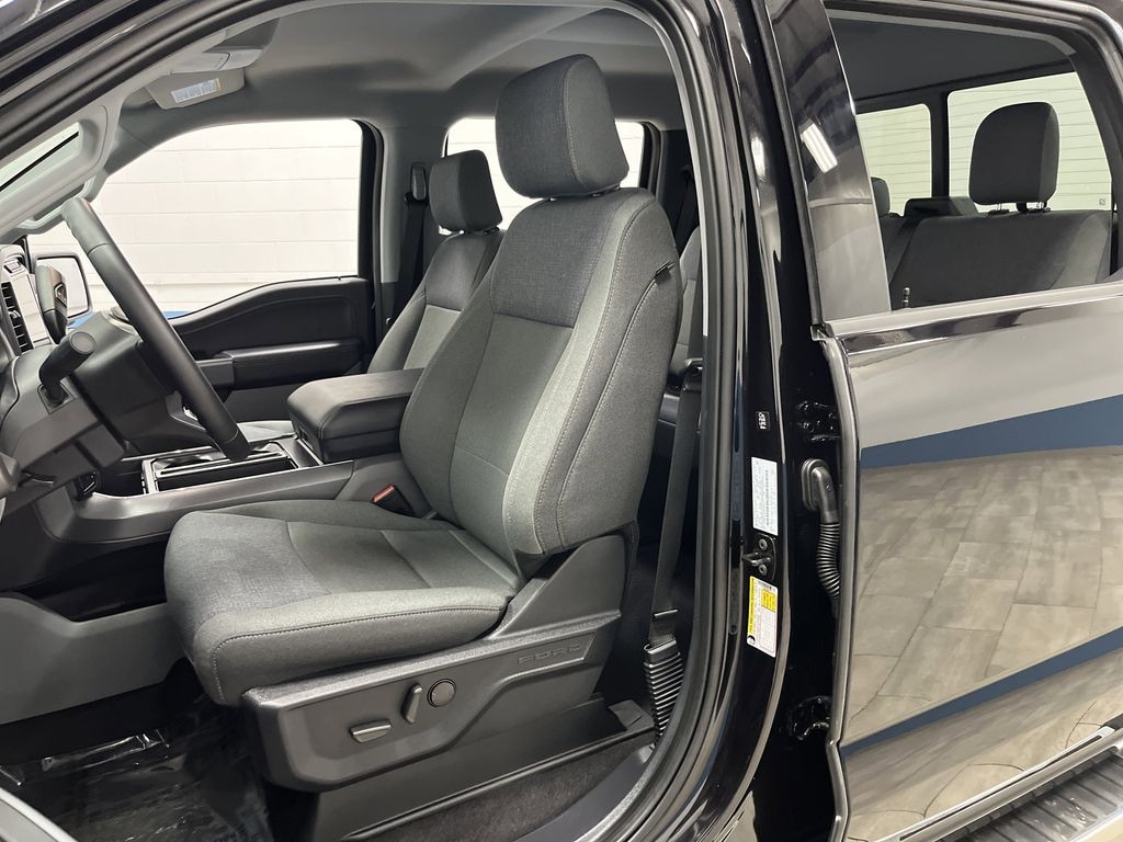 Used 2024 Ford F-150 XLT Truck