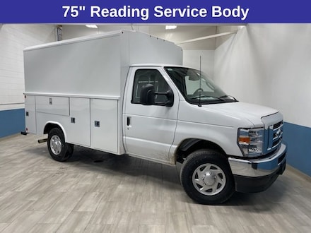 2025 Ford E-350 Cutaway Base Truck