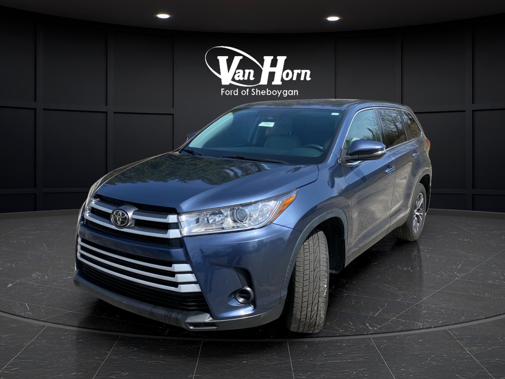 Used 2019 Toyota Highlander LE SUV