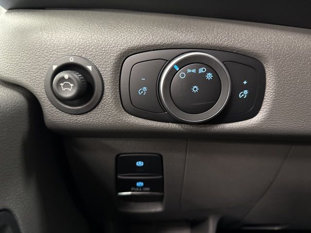 2025 Ford Transit Van Base - Photo 15