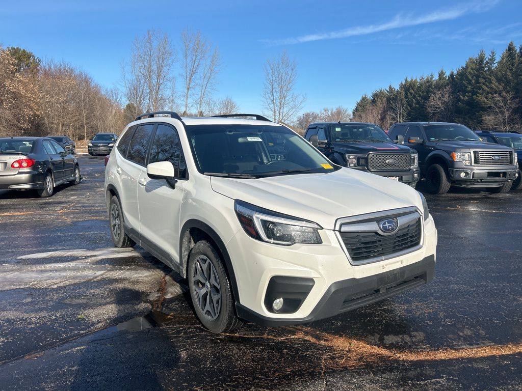2021 Subaru Forester Premium's photo