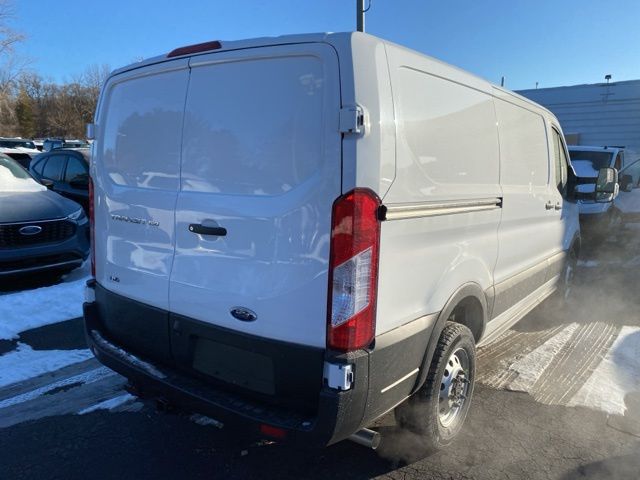 2025 Ford Transit photo 4