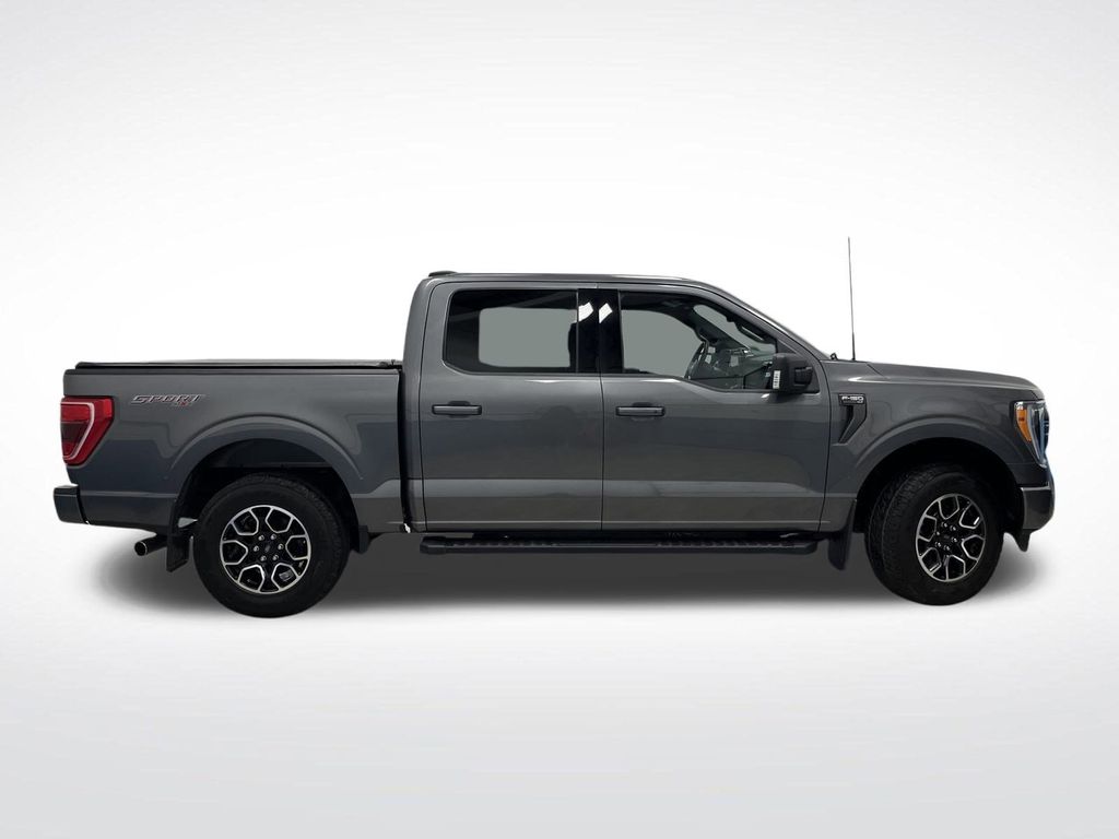 2023 Ford F-150 XLT photo 2
