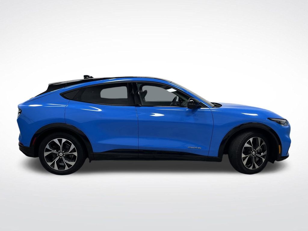 2022 Ford Mustang Mach-E Premium photo 2