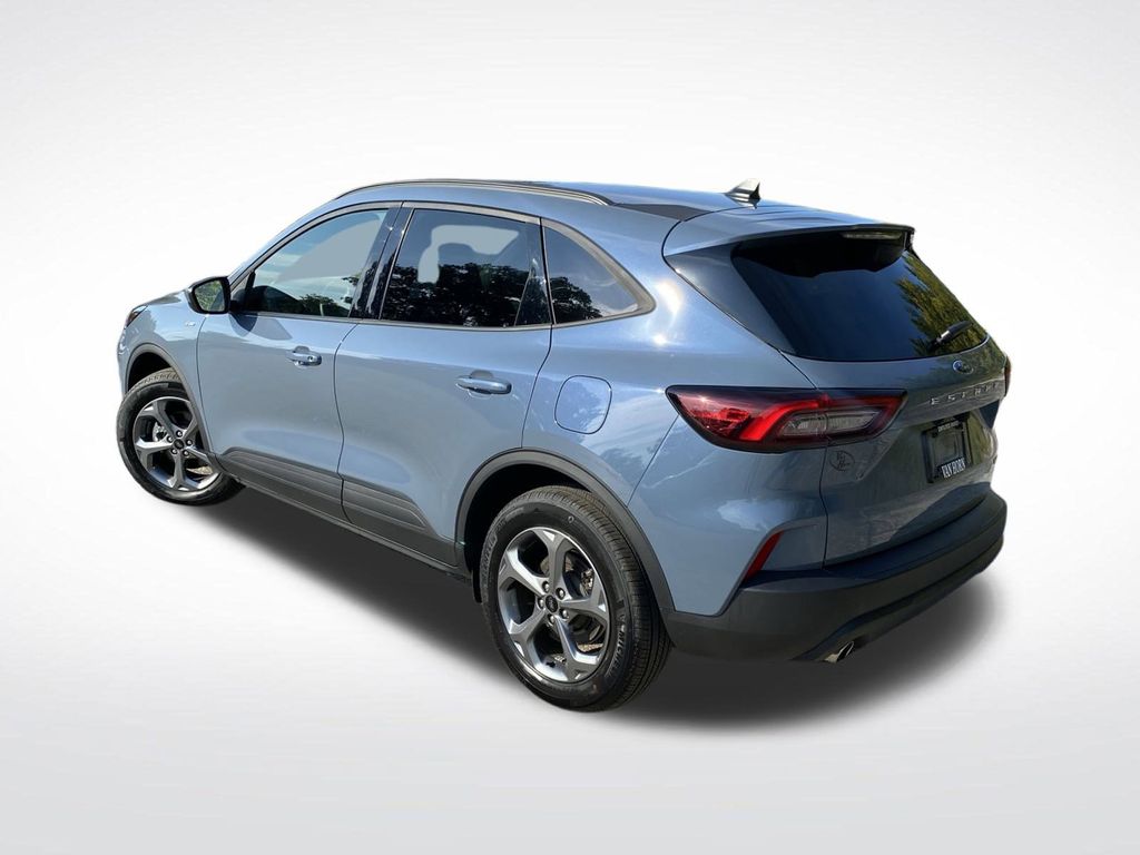 2025 Ford Escape Hybrid ST-Line Select photo 3