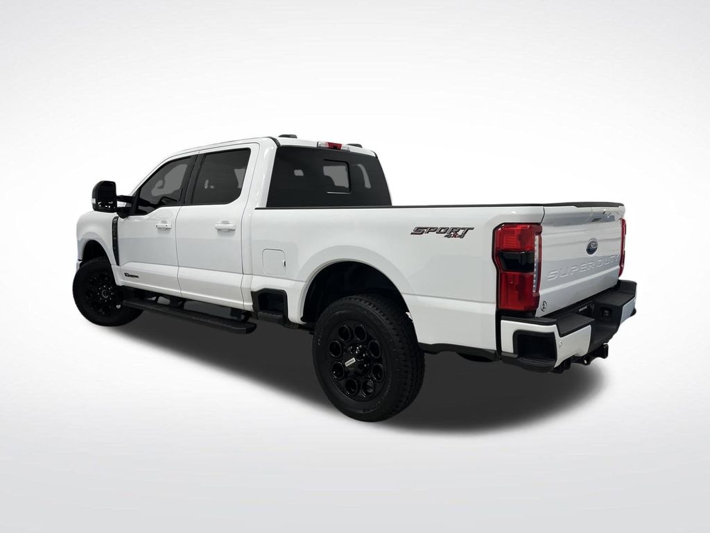 2024 Ford F-250 photo 3
