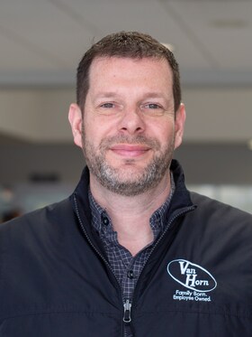 Staff member Mike Foti from ID_21a02da55485