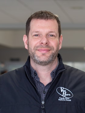 Staff member Mike Foti from ID_21a02da55485