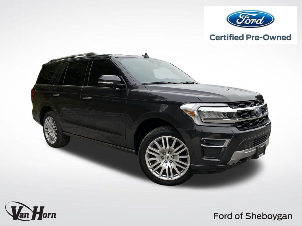 2024 Ford Expedition Limited's photo